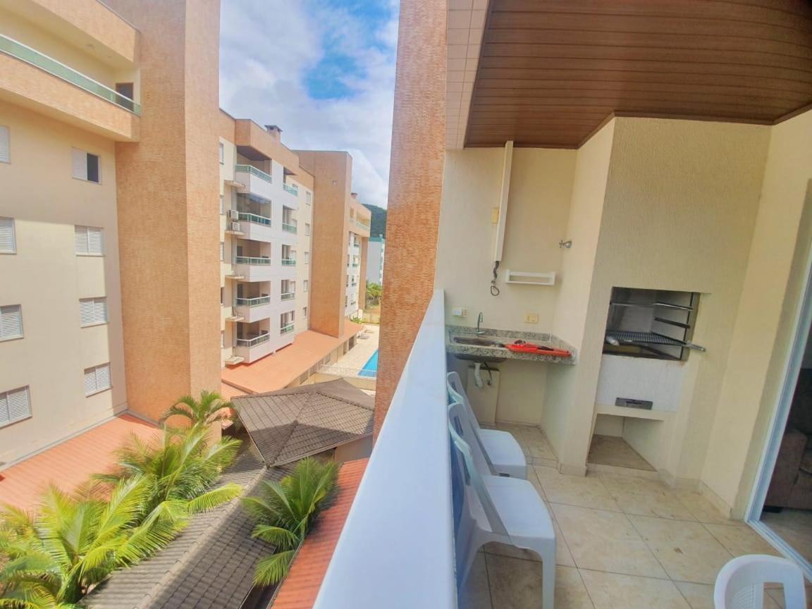 Lindo Apto Com 3 Quartos, Apenas 1 Quadra Da Praia Das Toninhas Apartment Убатуба Екстериор снимка